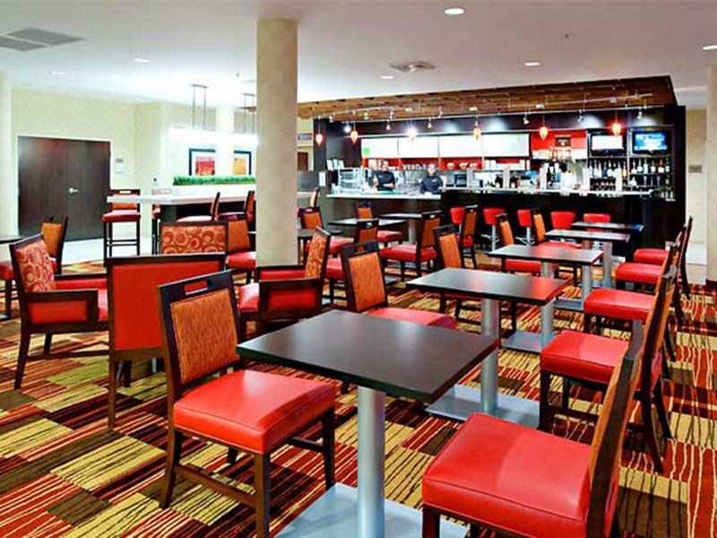 Courtyard By Marriott Troy Hotel Buitenkant foto